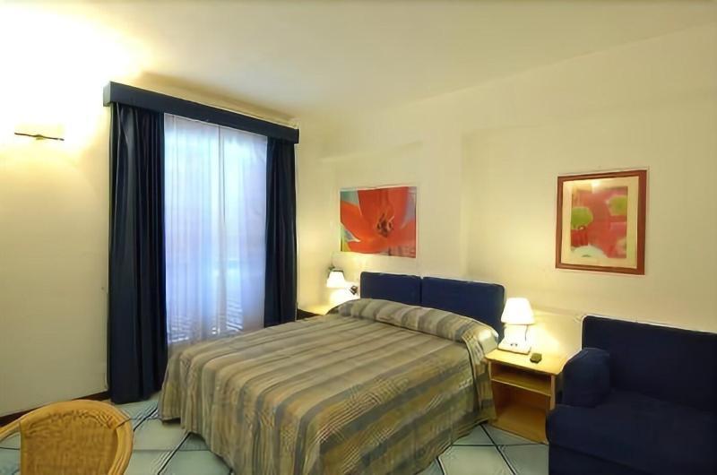 Hotel Le Fioriere ปรายาโน ภายนอก รูปภาพ