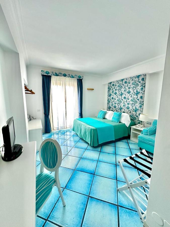 Hotel Le Fioriere ปรายาโน ภายนอก รูปภาพ
