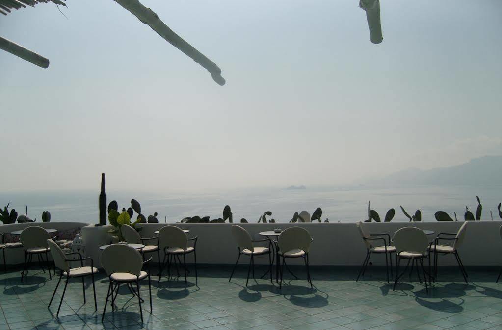Hotel Le Fioriere ปรายาโน ภายนอก รูปภาพ